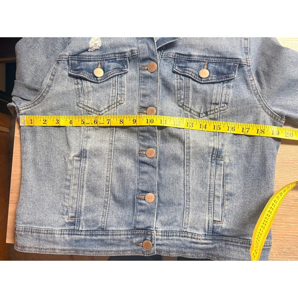 Dollhouse Distressed Denim Trucker Jacket Women's Size L - Picture 6 of 10